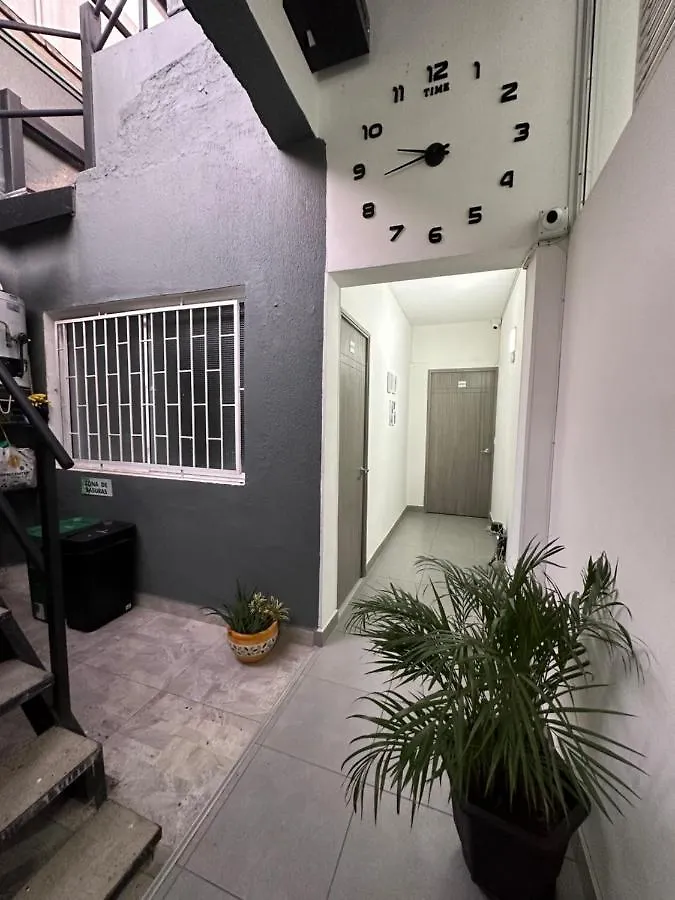 Aparta estudio amoblado Medellin, San joaquin Colombia