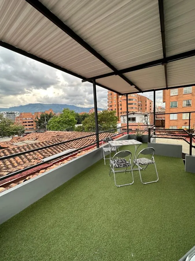 Aparta estudio amoblado Medellin, San joaquin 0*,